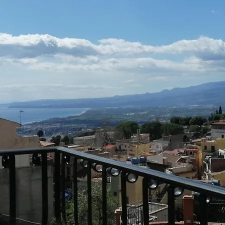 Morfeo تاورمينا